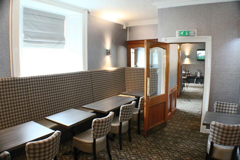 Station Hotel Стоунхевън Екстериор снимка